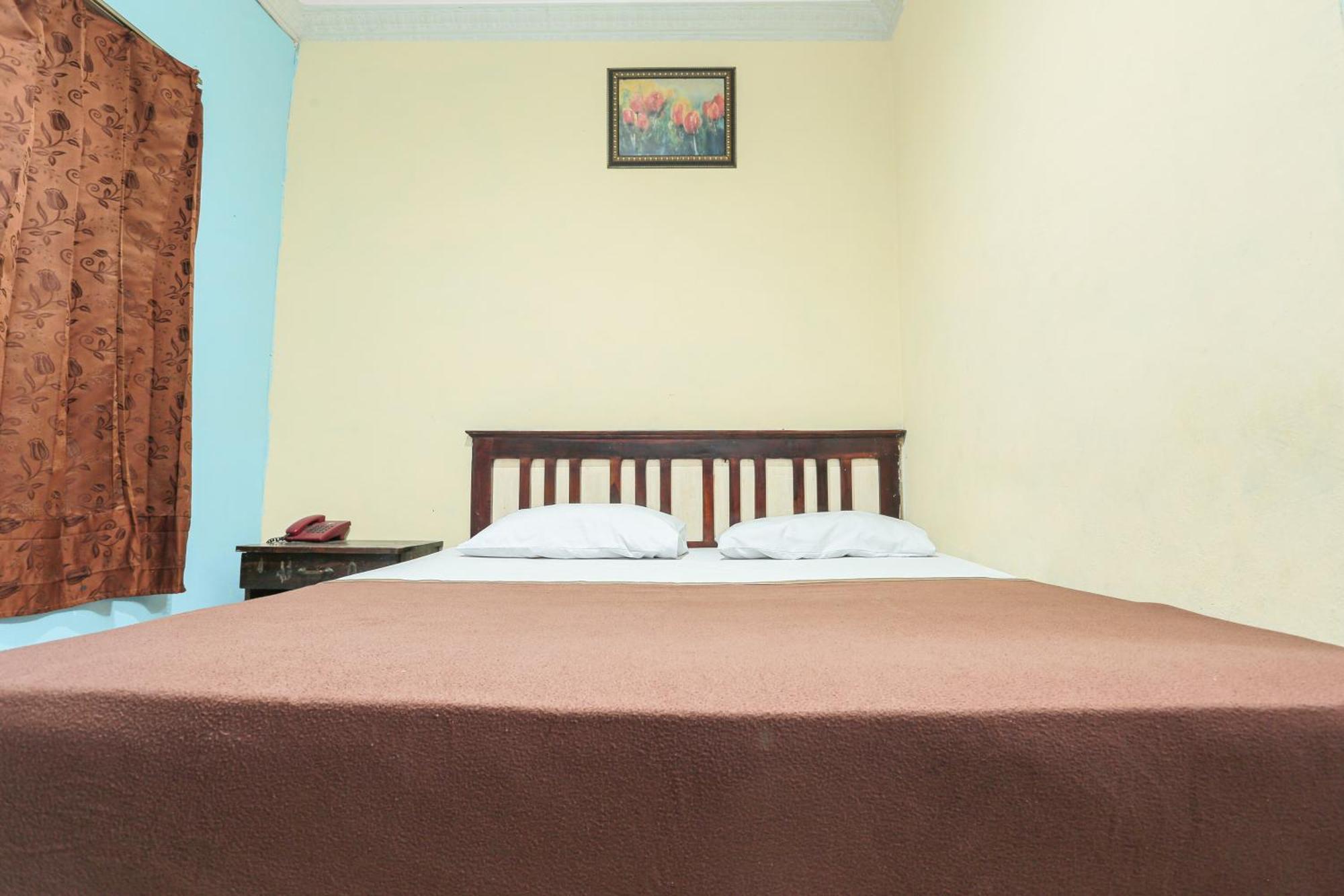 Oyo 93046 Hotel Fortuna Parepare 外观 照片