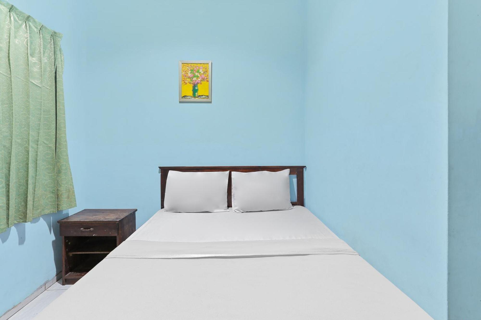 Oyo 93046 Hotel Fortuna Parepare 外观 照片