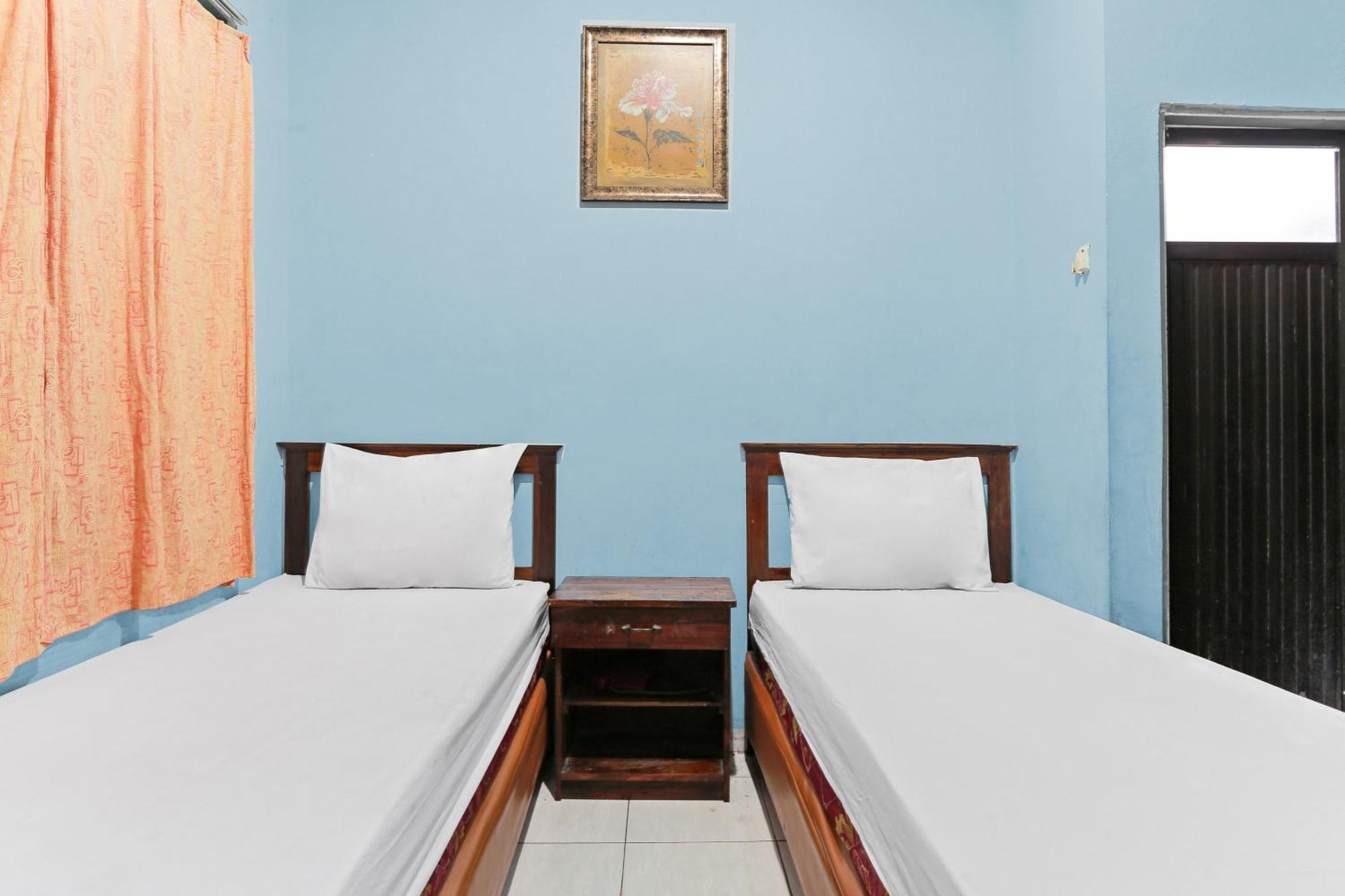 Oyo 93046 Hotel Fortuna Parepare 外观 照片