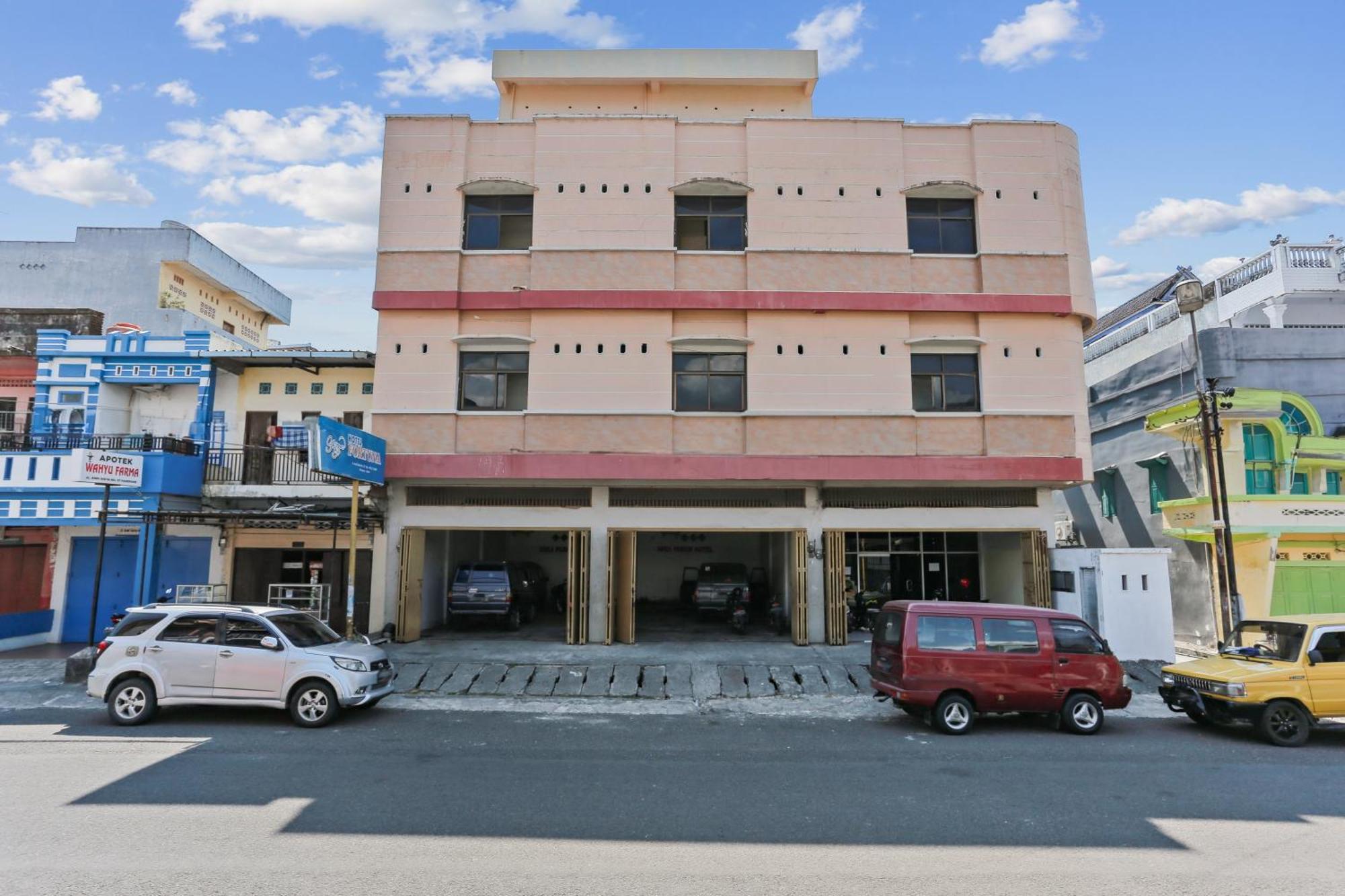 Oyo 93046 Hotel Fortuna Parepare 外观 照片