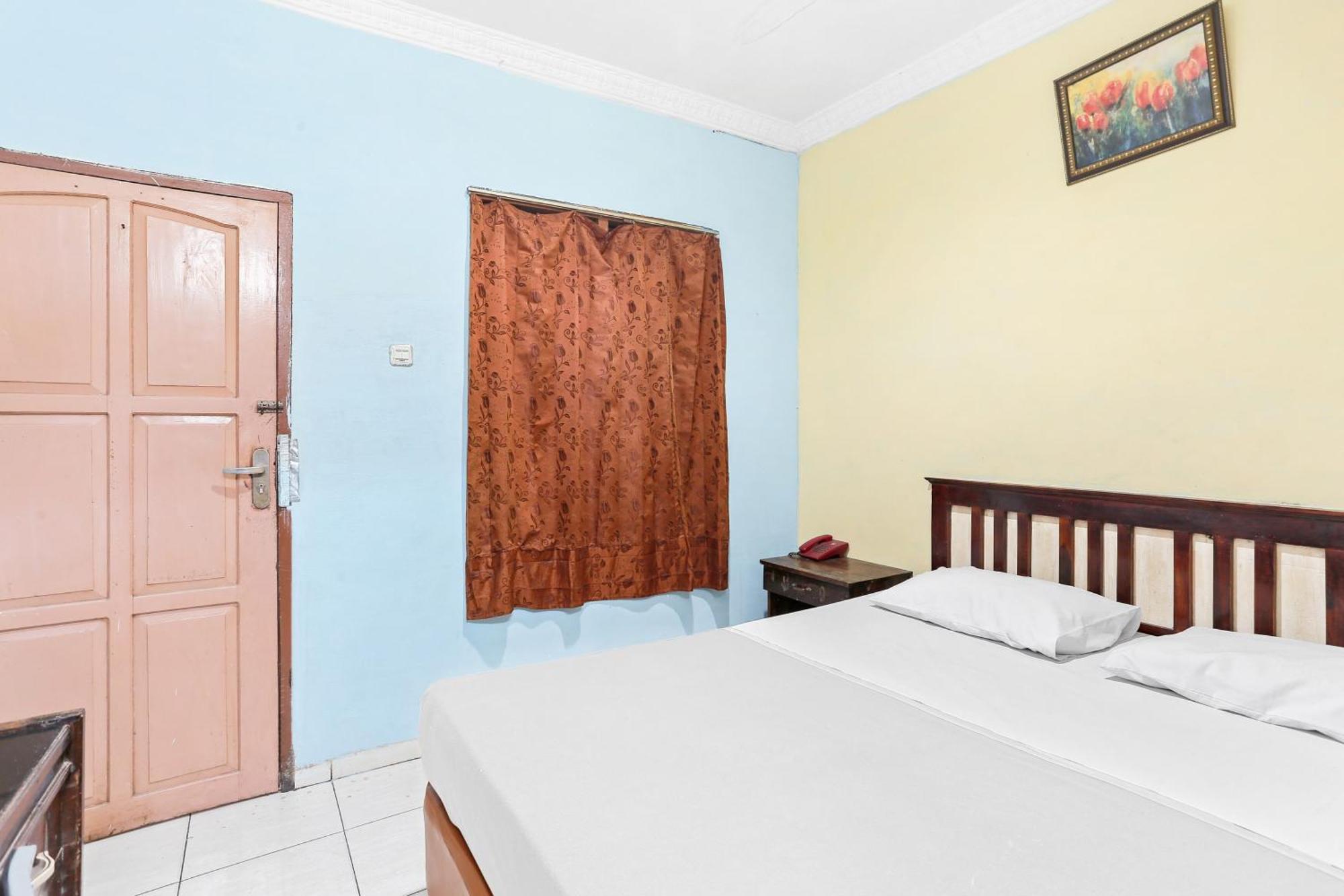Oyo 93046 Hotel Fortuna Parepare 外观 照片